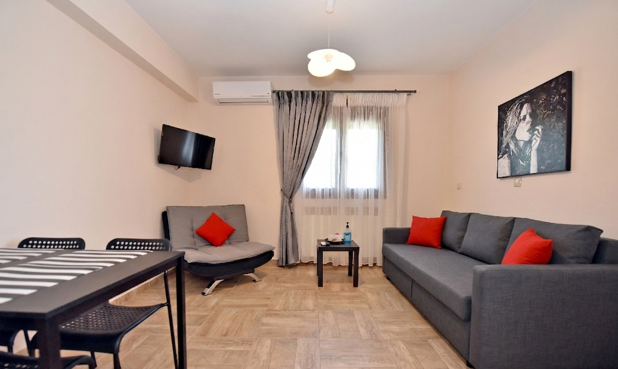 Boutique suites Nikiti — tranquil garden view at Terra Alegra Chalkidiki